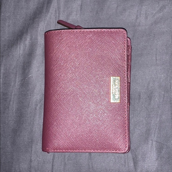 Kate Spade Wallet - Picture 1 of 9